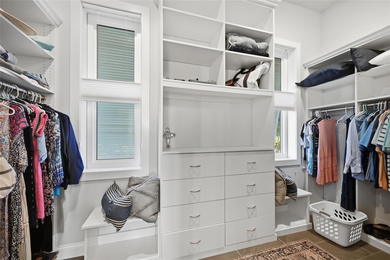 Image 38 of 82 For 628 Dundee Lane