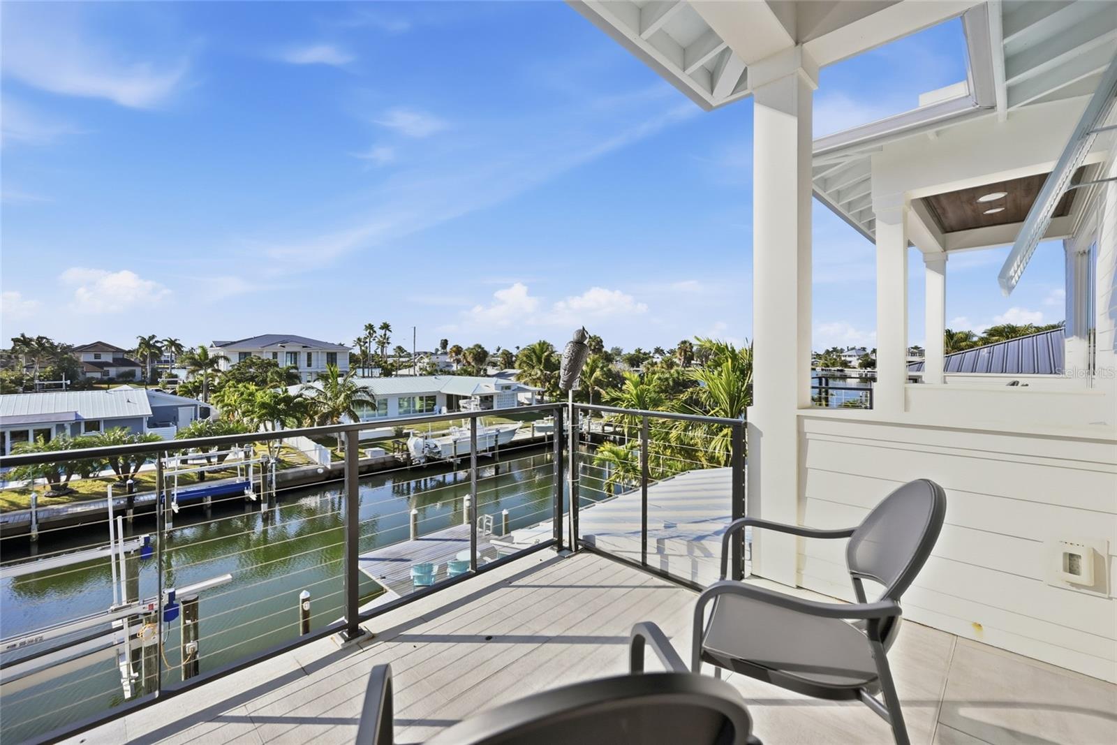 Image 51 of 82 For 628 Dundee Lane