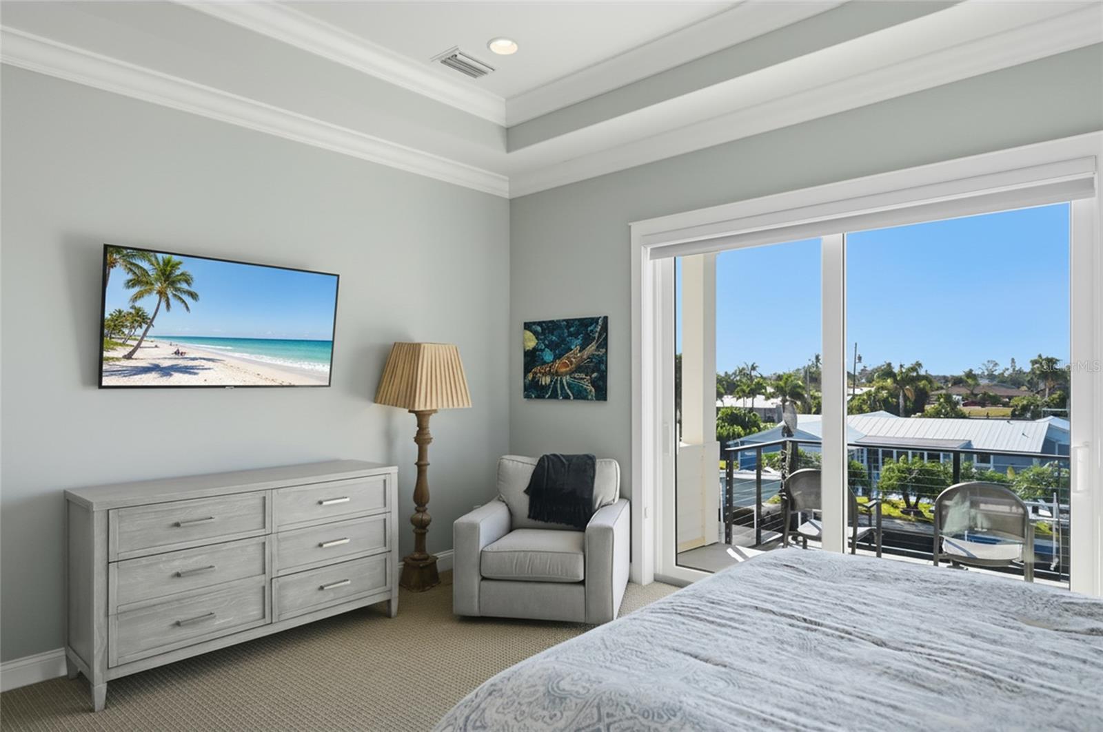 Image 54 of 82 For 628 Dundee Lane