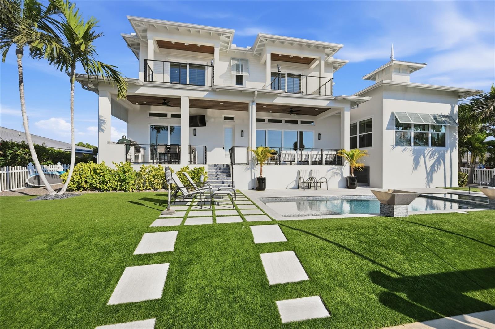 Image 73 of 82 For 628 Dundee Lane