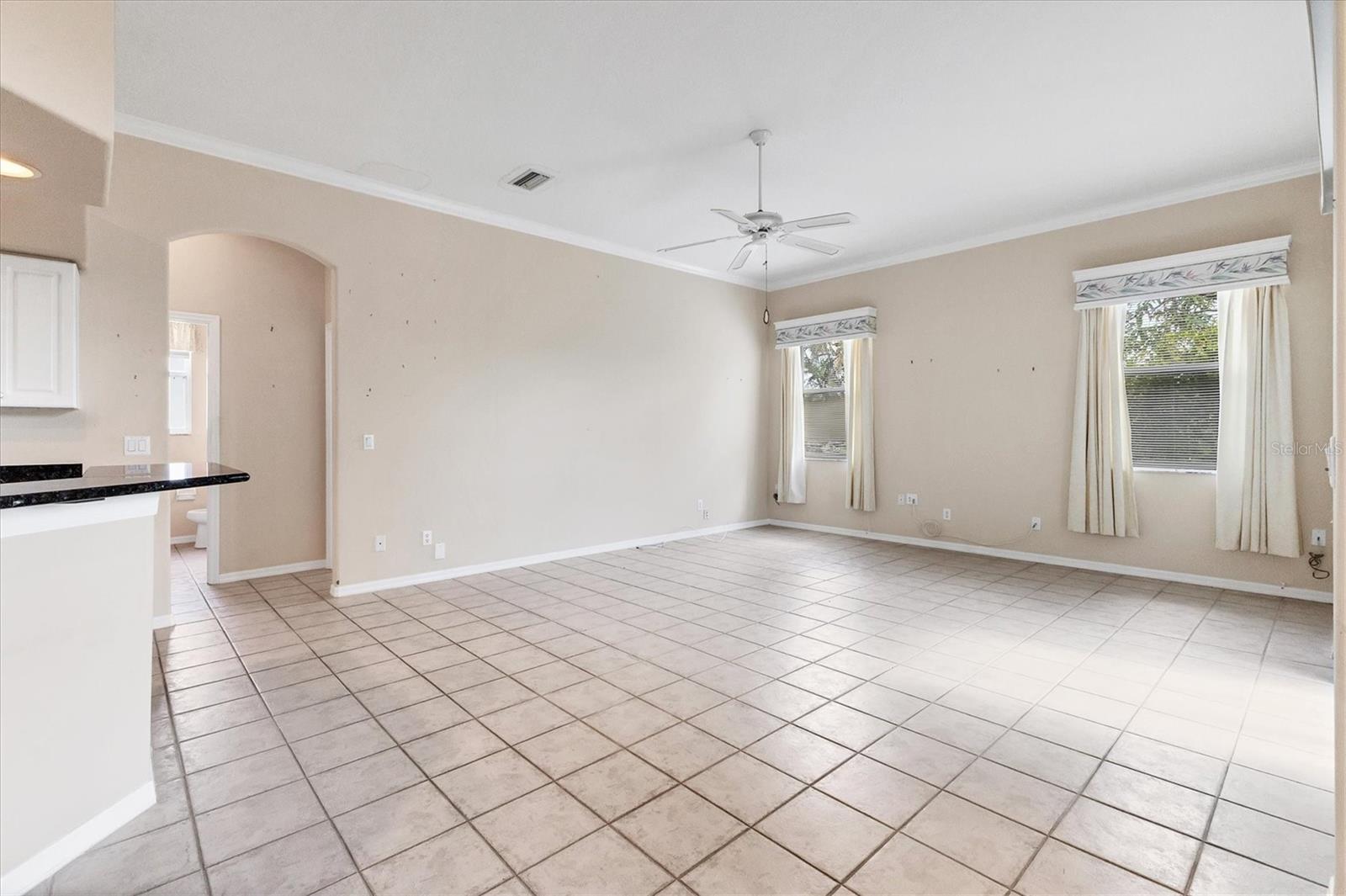 Image 17 of 34 For 7437 Featherstone Boulevard