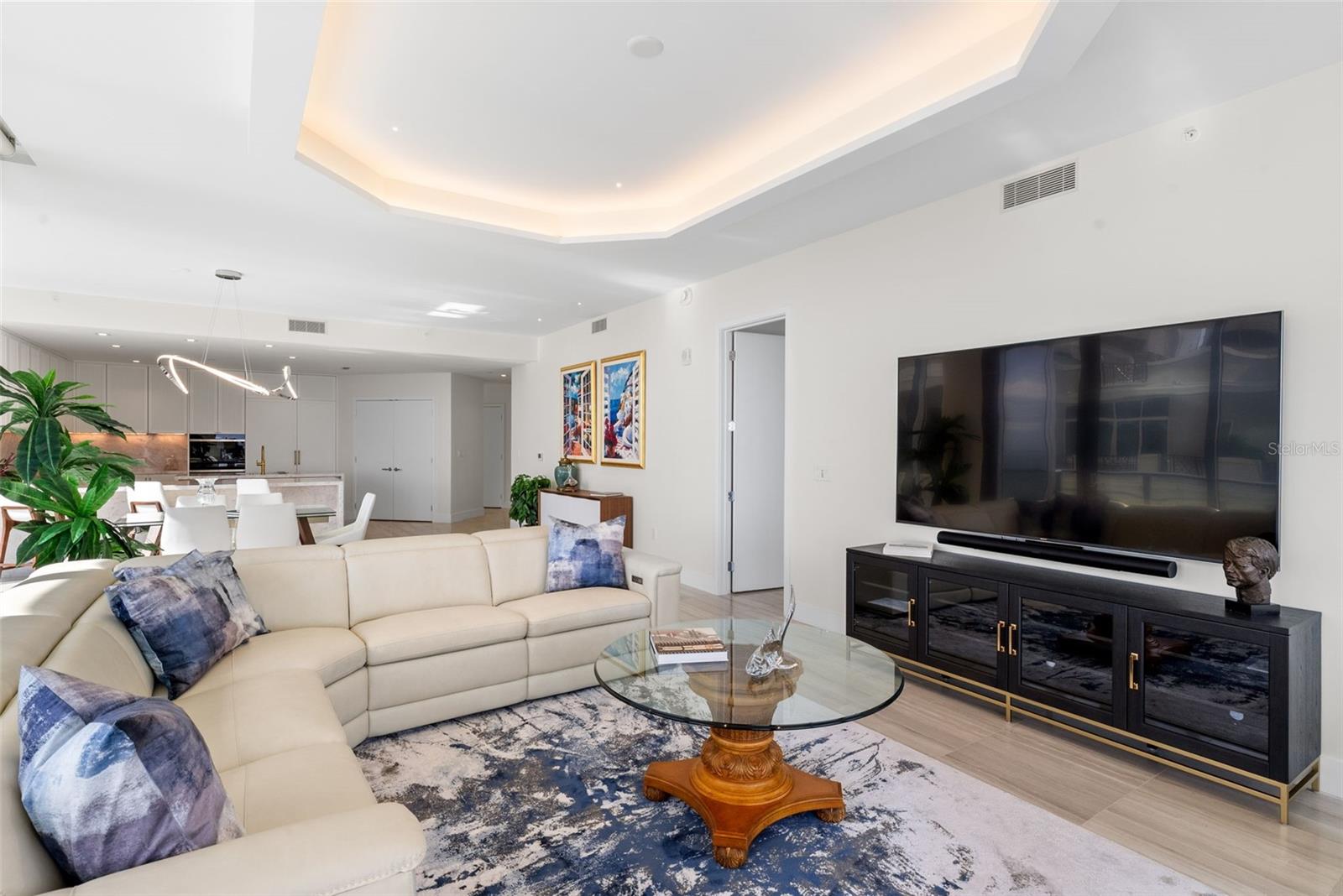 Listing photo id 18 for 3101 Bayshore Boulevard 2004