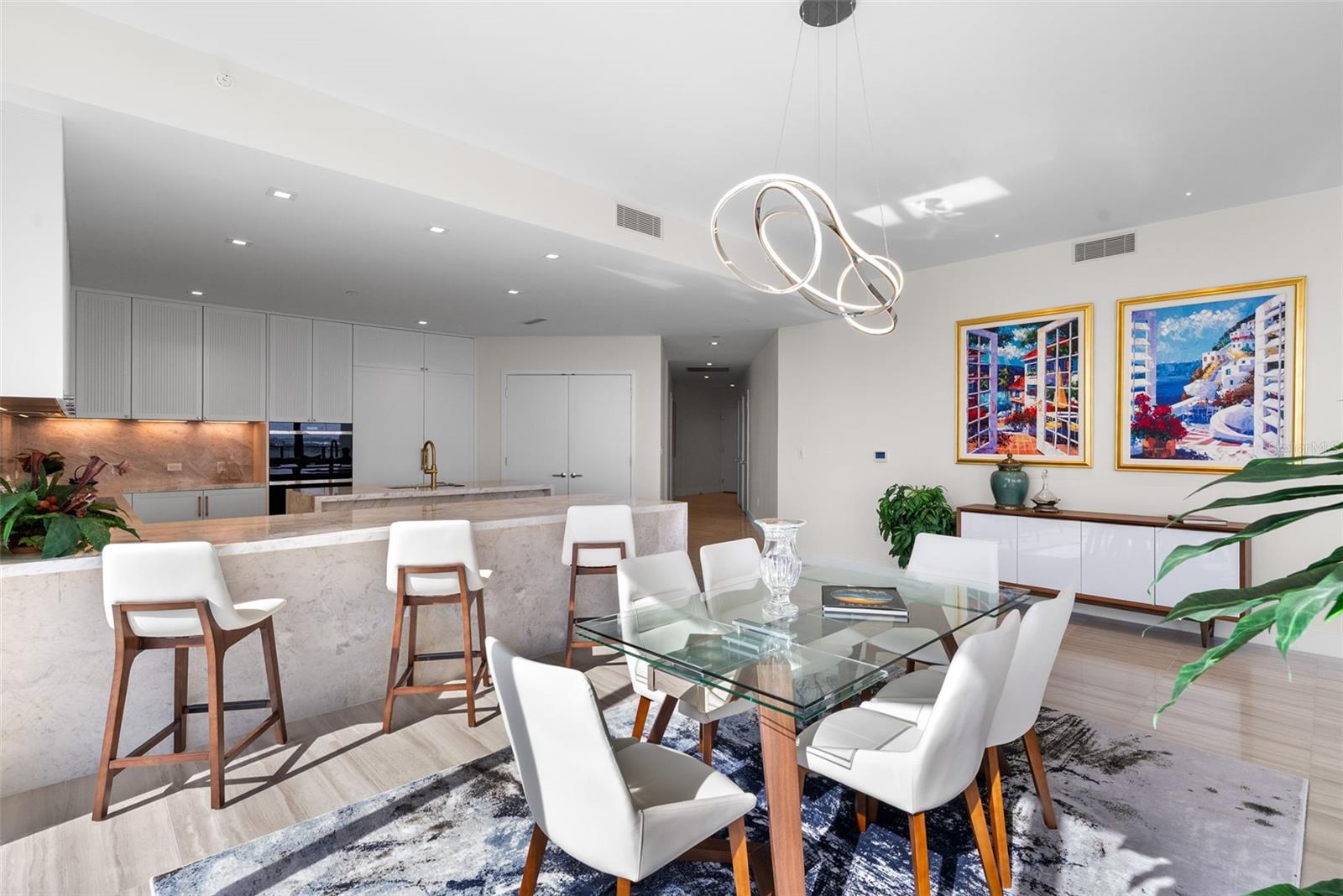 Listing photo id 19 for 3101 Bayshore Boulevard 2004