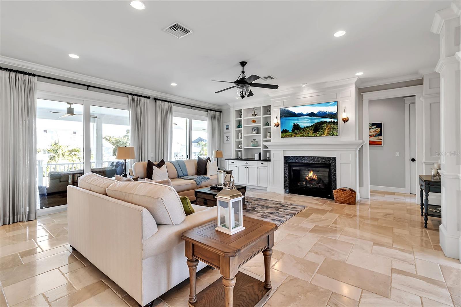 Image 15 of 94 For 718 Key Royale Drive