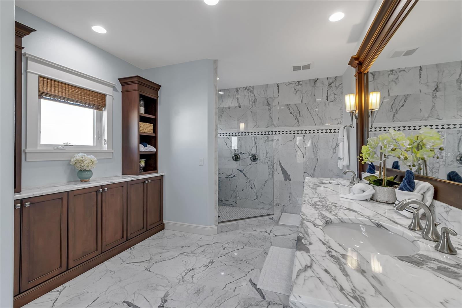 Image 61 of 94 For 718 Key Royale Drive