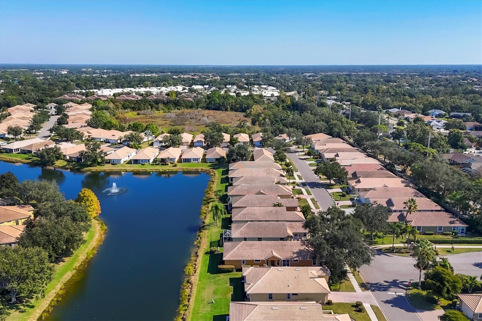 Image 7 of 44 For 4226 Reflections Parkway