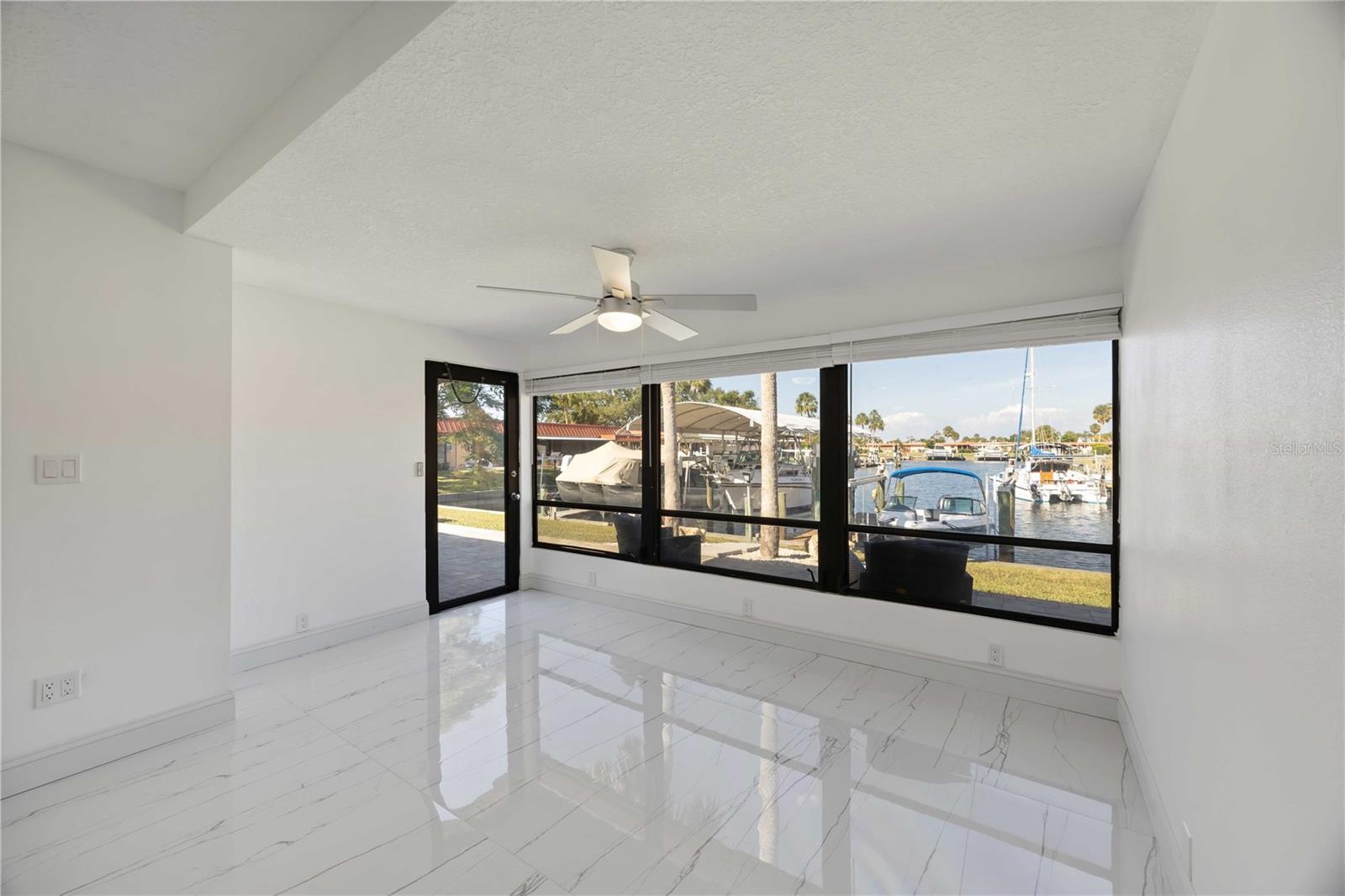 Image 13 of 70 For 9608 Valencia Cove