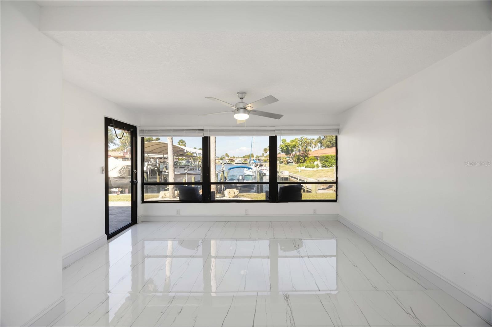 Image 14 of 70 For 9608 Valencia Cove