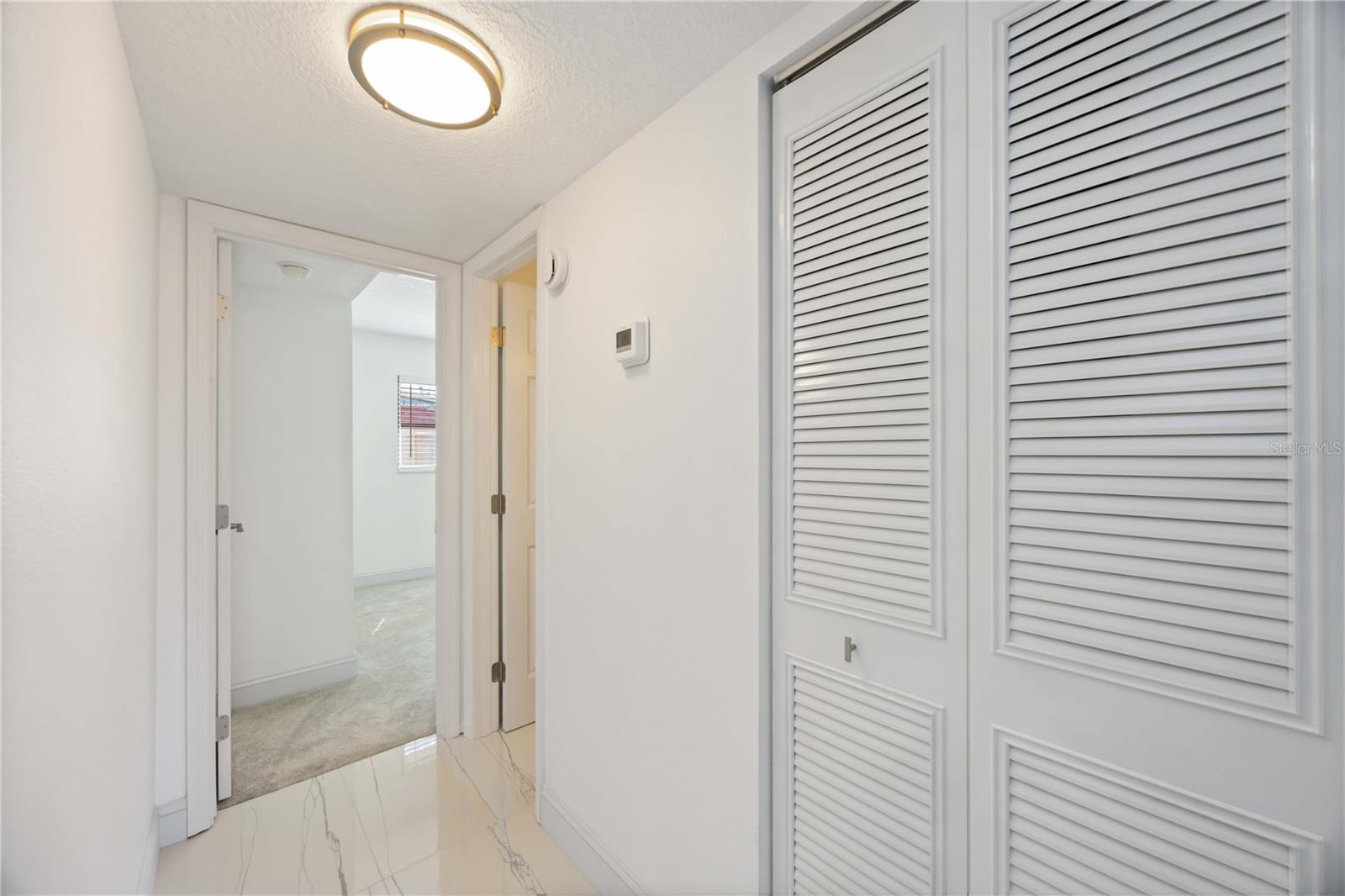 Image 30 of 70 For 9608 Valencia Cove