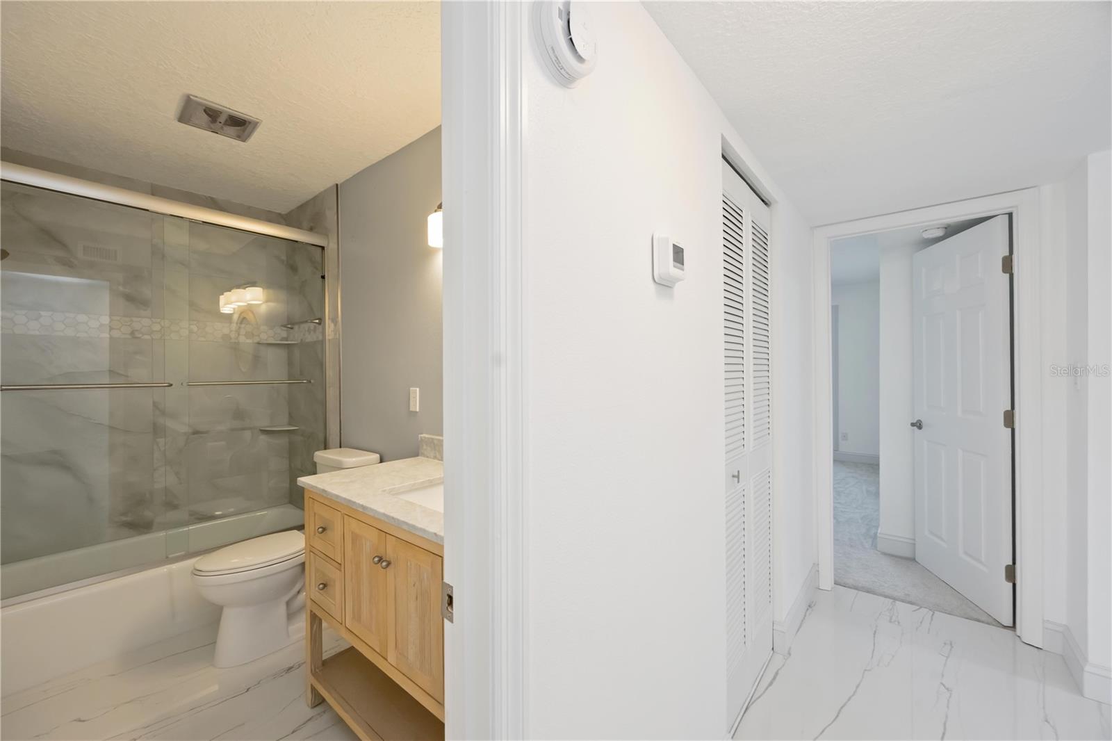 Image 31 of 70 For 9608 Valencia Cove