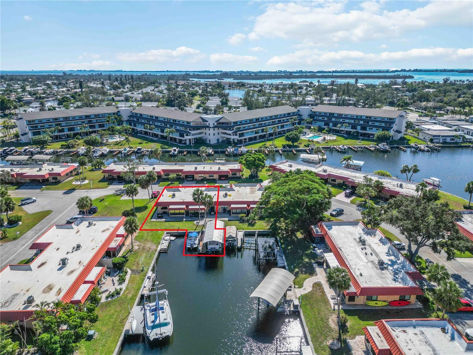 Image 61 of 70 For 9608 Valencia Cove