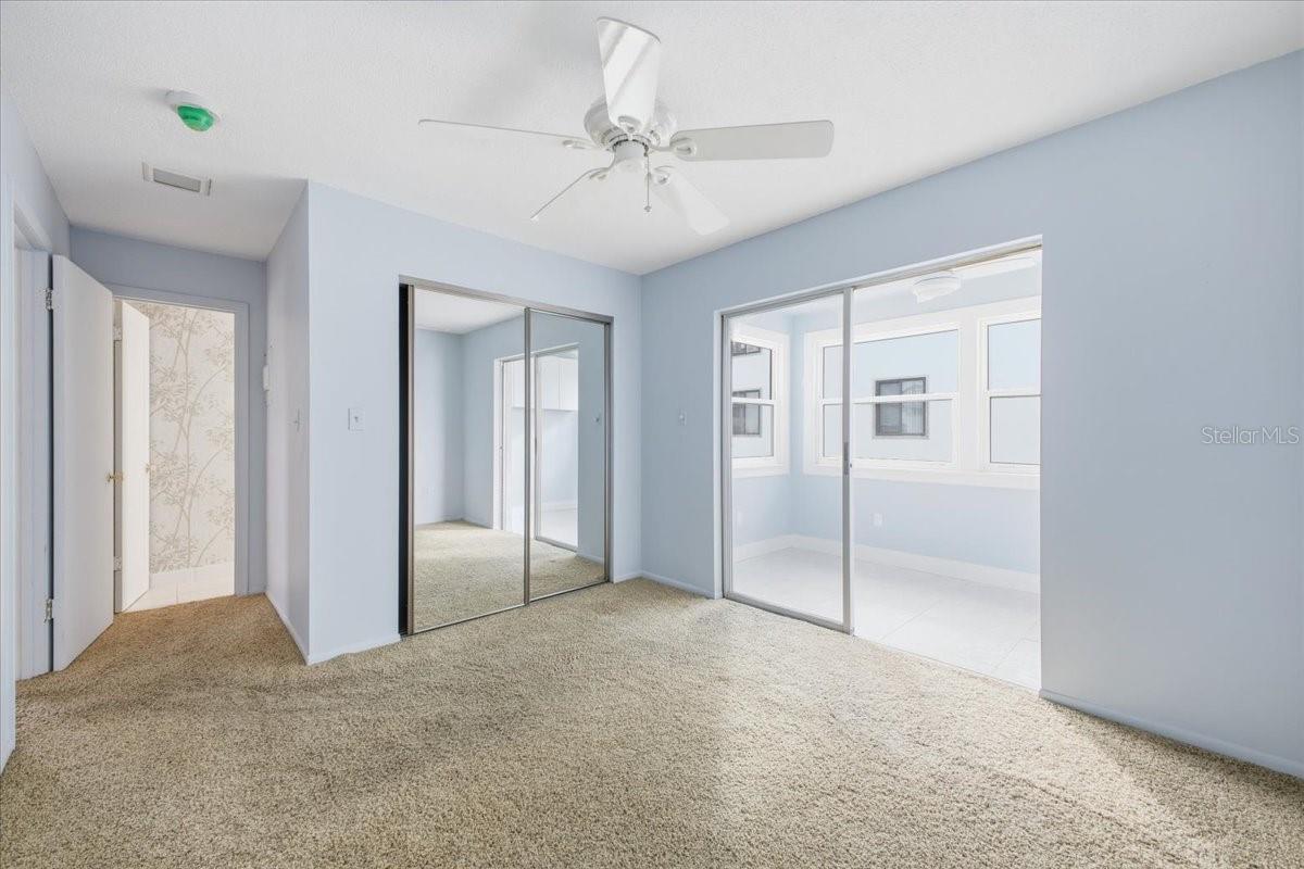 Image 16 of 35 For 611 Gulf Drive N C29