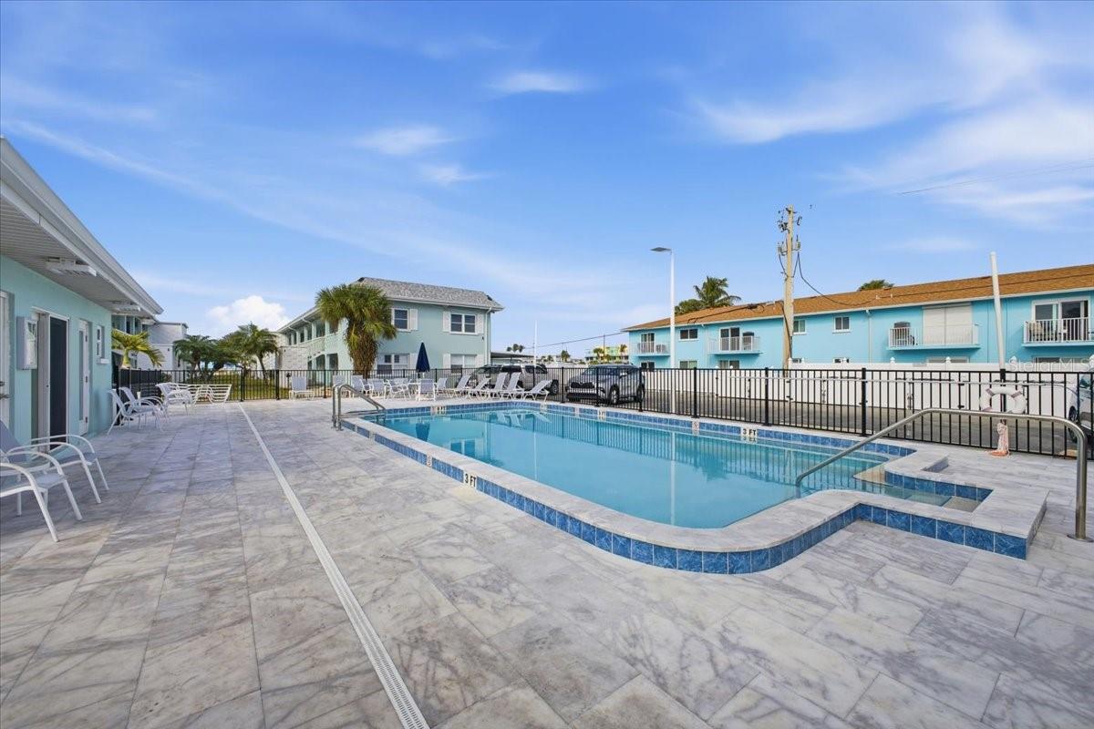 Image 25 of 35 For 611 Gulf Drive N C29