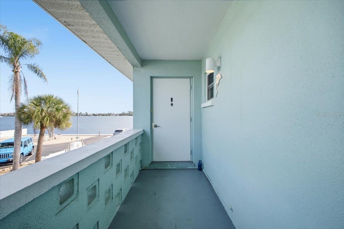 Image 4 of 35 For 611 Gulf Drive N C29