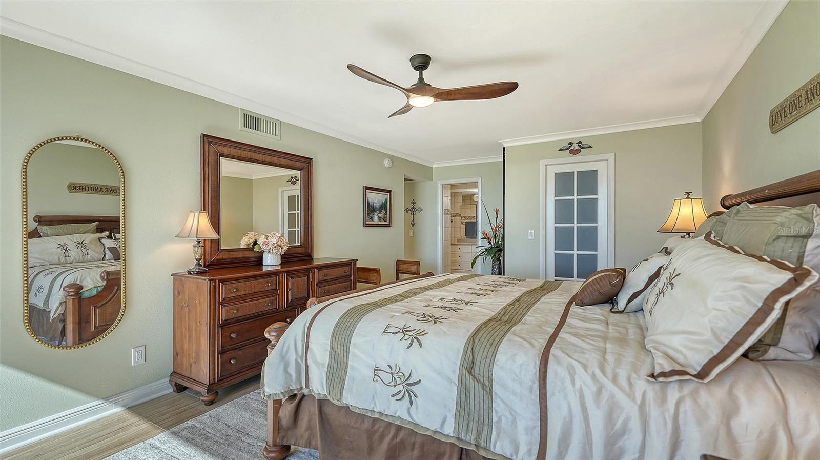 Image 14 of 53 For 2425 Gulf Of Mexico Drive 1e