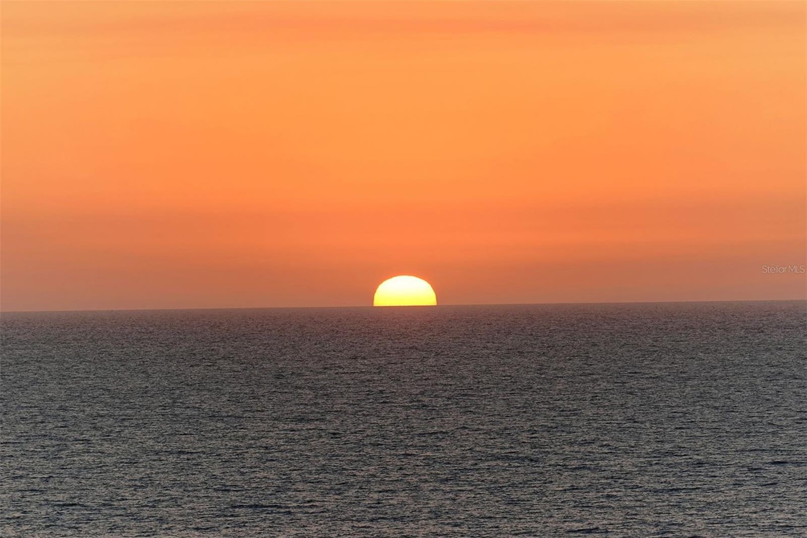 Image 51 of 53 For 2425 Gulf Of Mexico Drive 1e