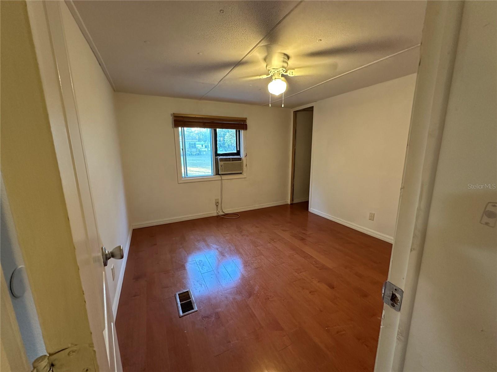 Image 12 of 18 For 6690 Macopin Lane