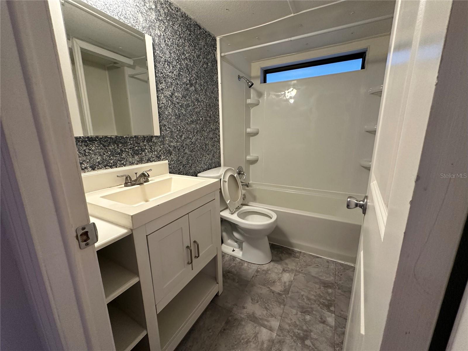 Image 13 of 18 For 6690 Macopin Lane