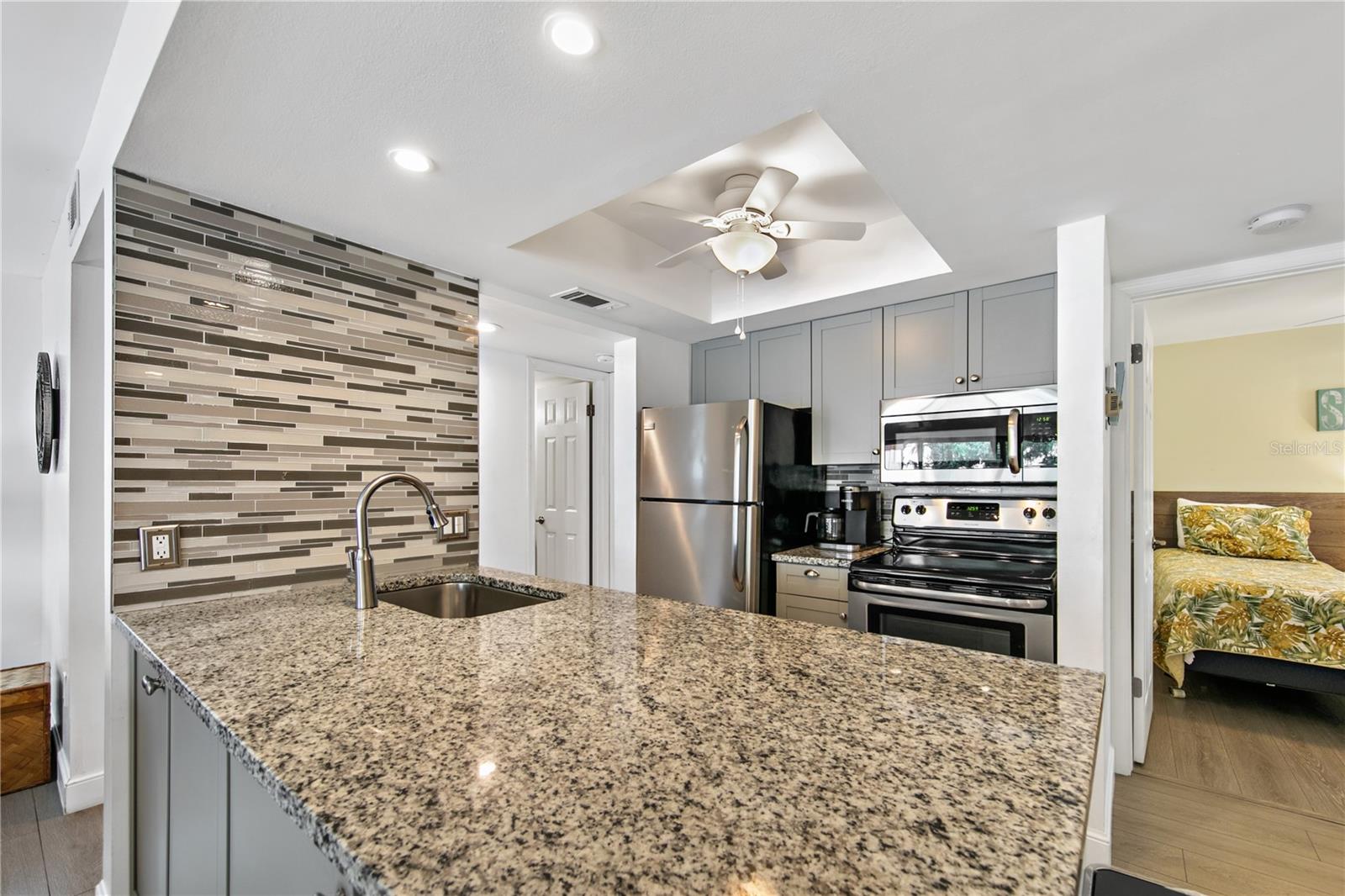 Image 11 of 30 For 1900 Cove Ii Place 138