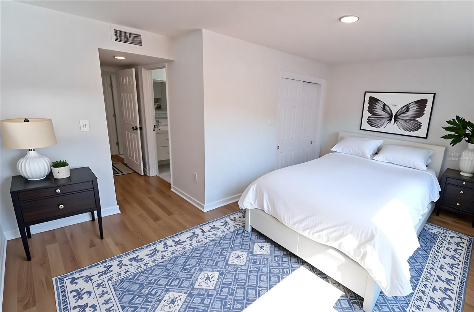 Image 16 of 34 For 648 Cohen Way