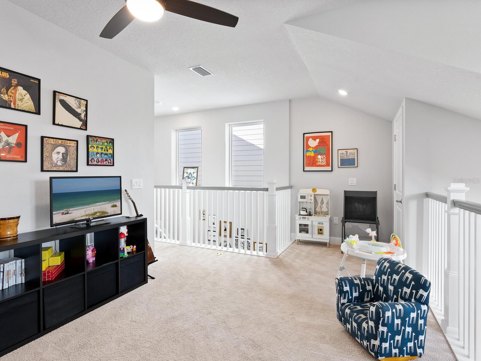 Image 19 of 40 For 2337 Lindstrom Street