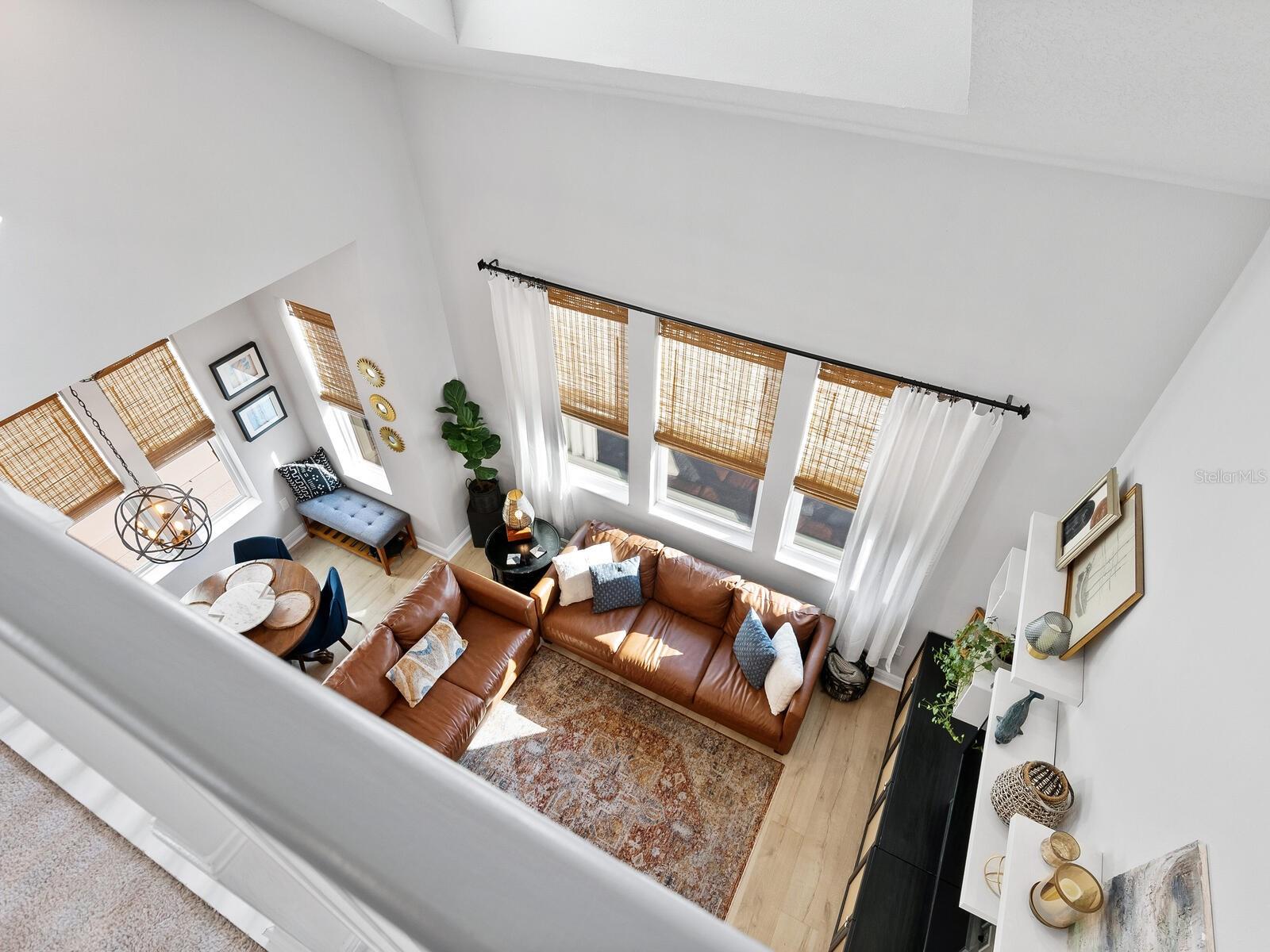 Image 20 of 40 For 2337 Lindstrom Street