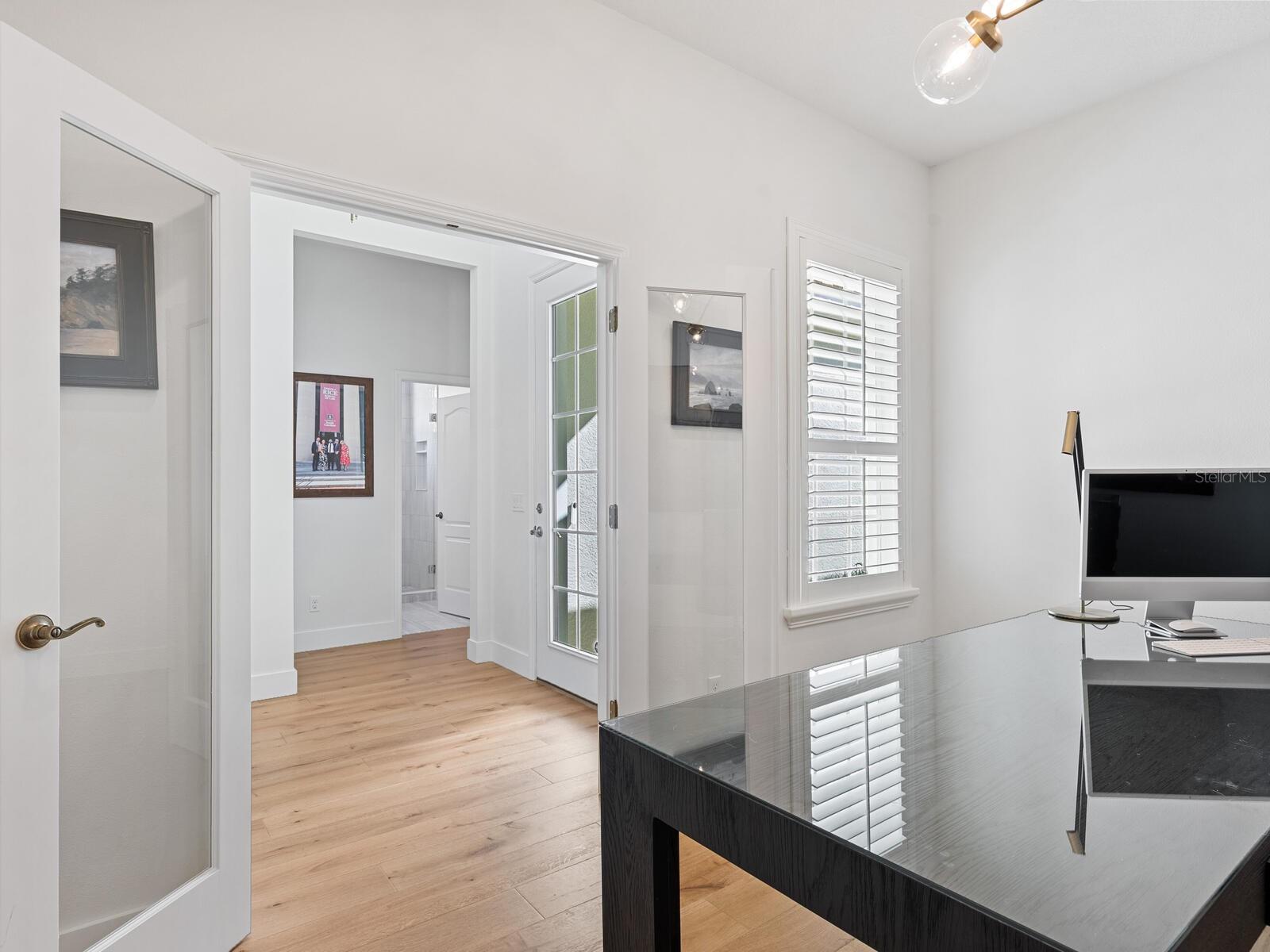 Image 27 of 57 For 12129 Thornhill Court