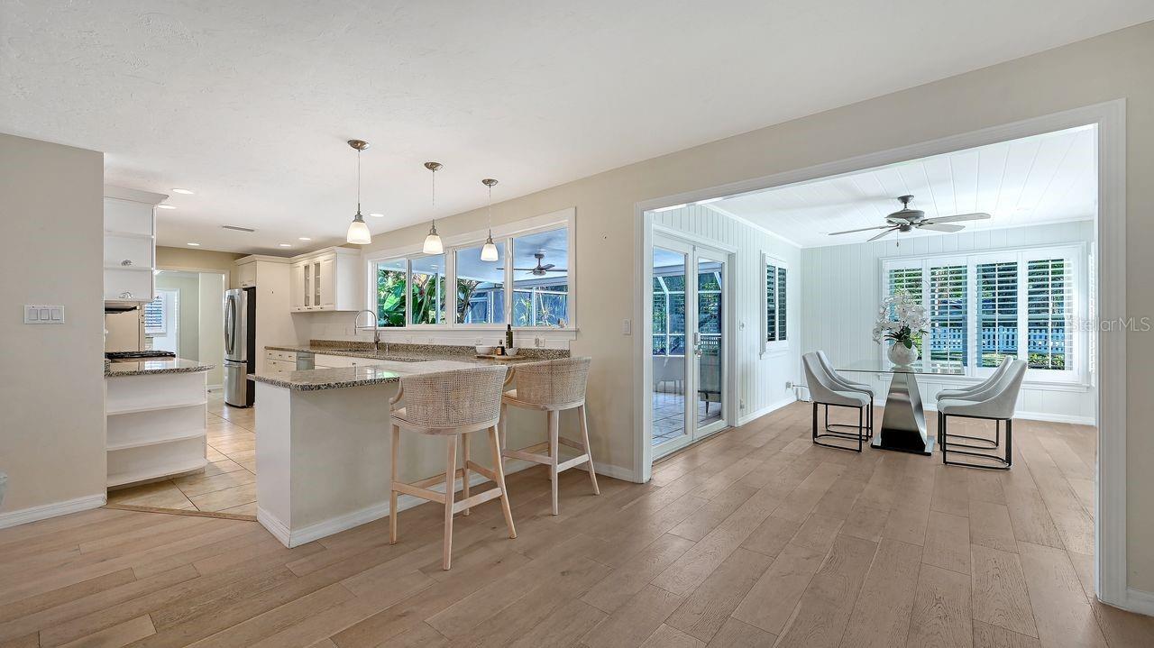 Listing photo id 9 for 4810 Bay Shore Road