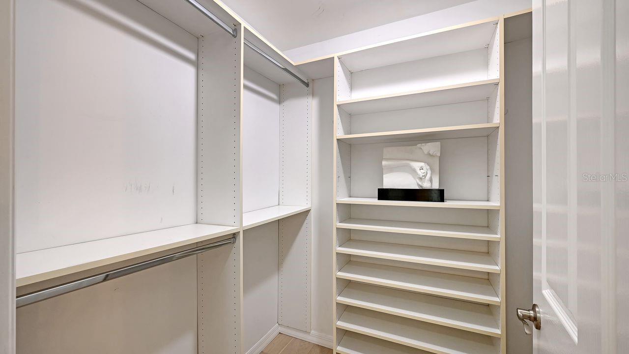 Listing photo id 27 for 4810 Bay Shore Road