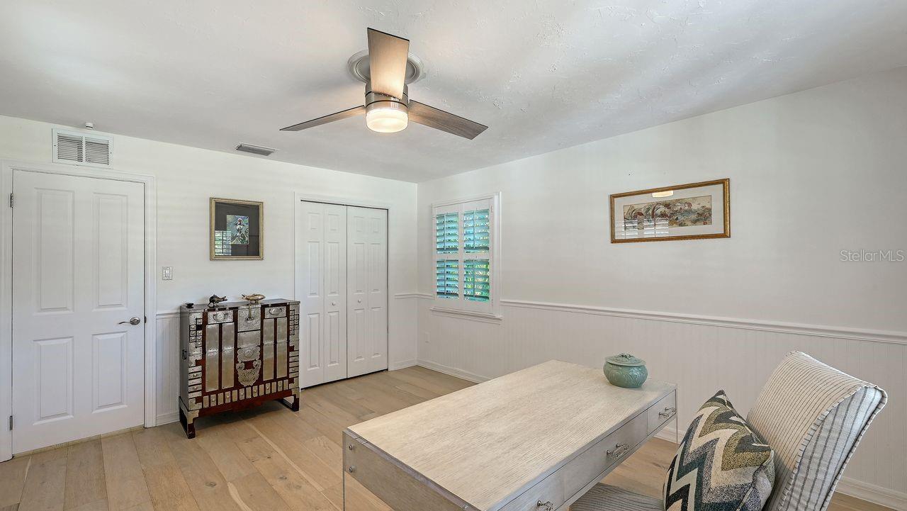 Listing photo id 29 for 4810 Bay Shore Road