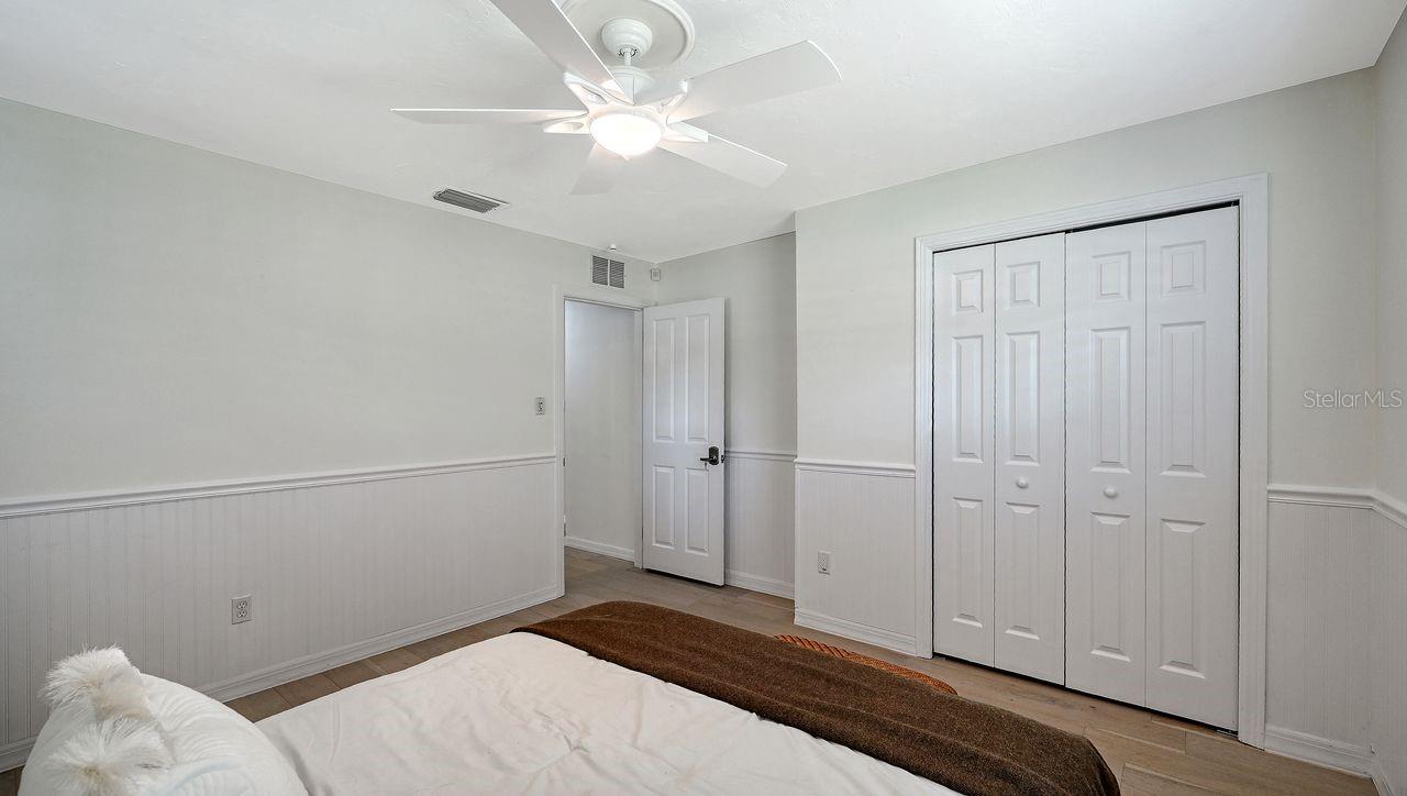 Listing photo id 33 for 4810 Bay Shore Road