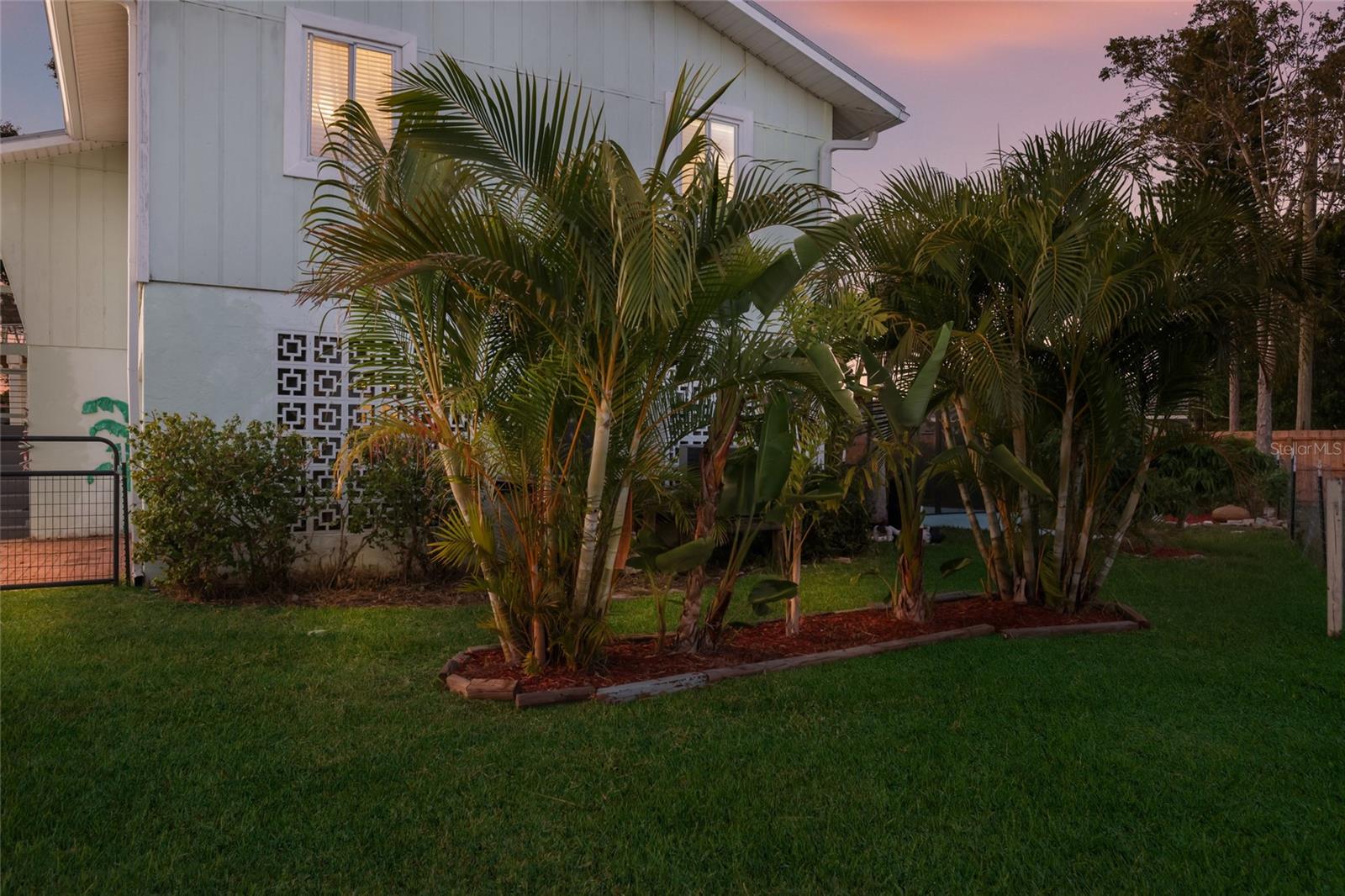 Image 37 of 44 For 724 44th Street Court W