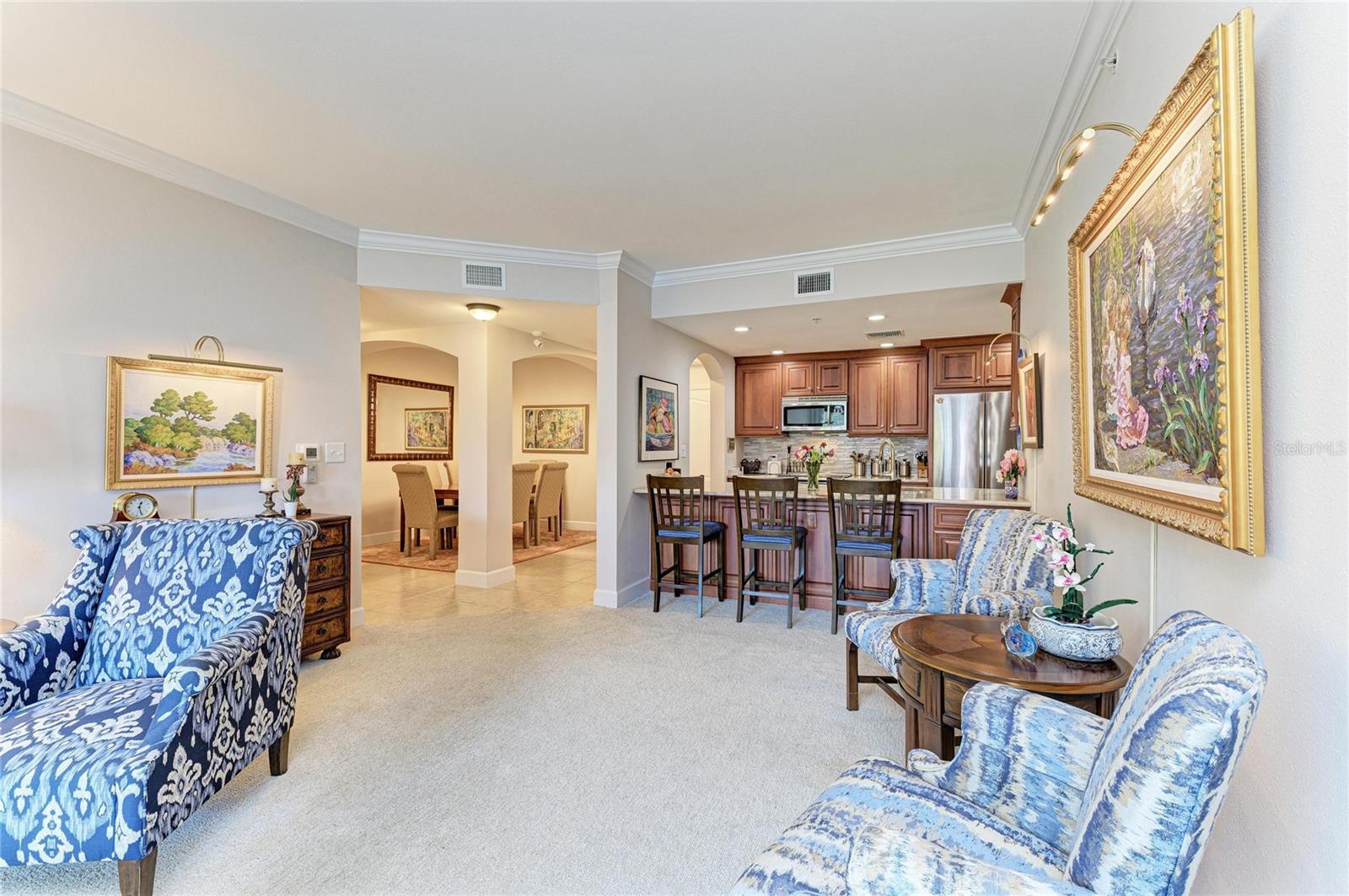 Image 20 of 67 For 808 3rd Avenue W 805