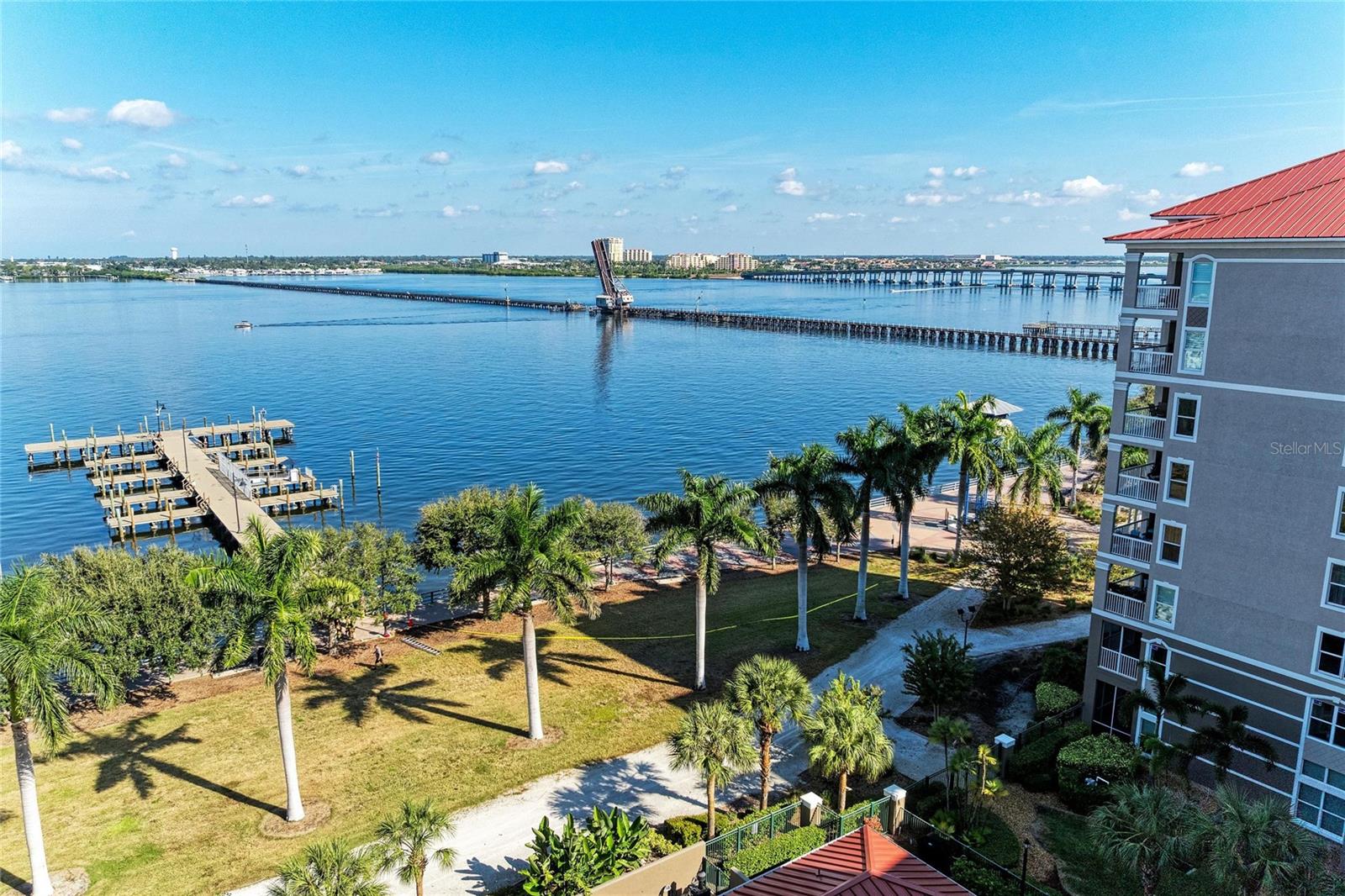 Image 37 of 67 For 808 3rd Avenue W 805