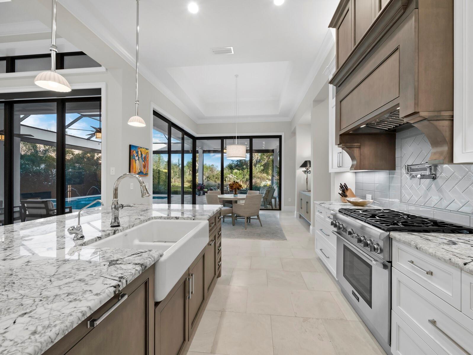 Listing photo id 18 for 3525 Founders Club Drive