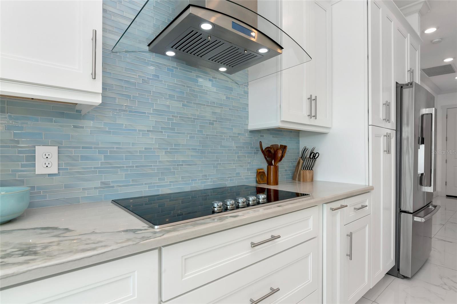 Image 13 of 66 For 7505 27th Avenue W