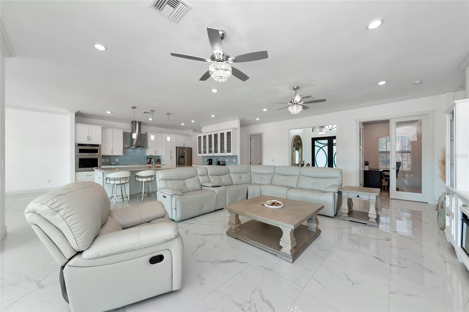 Image 17 of 66 For 7505 27th Avenue W