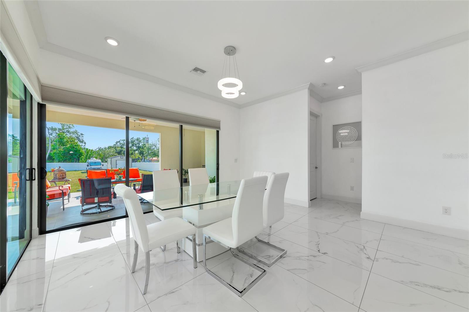 Image 22 of 66 For 7505 27th Avenue W