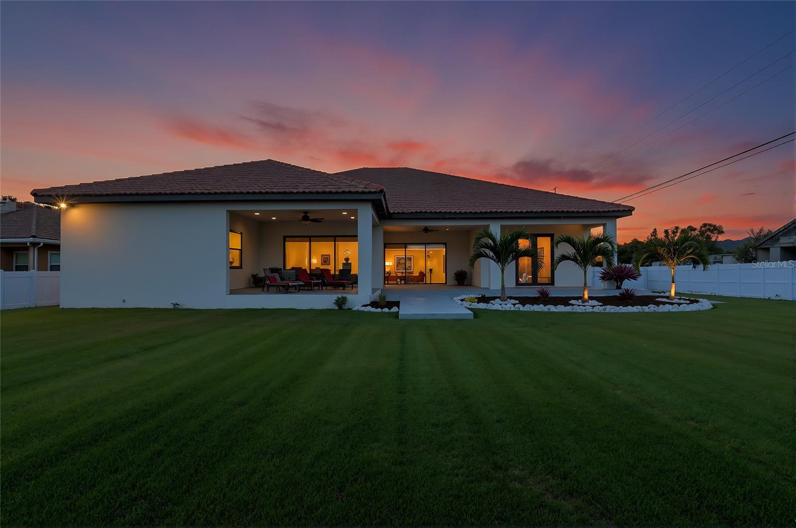 Image 3 of 66 For 7505 27th Avenue W