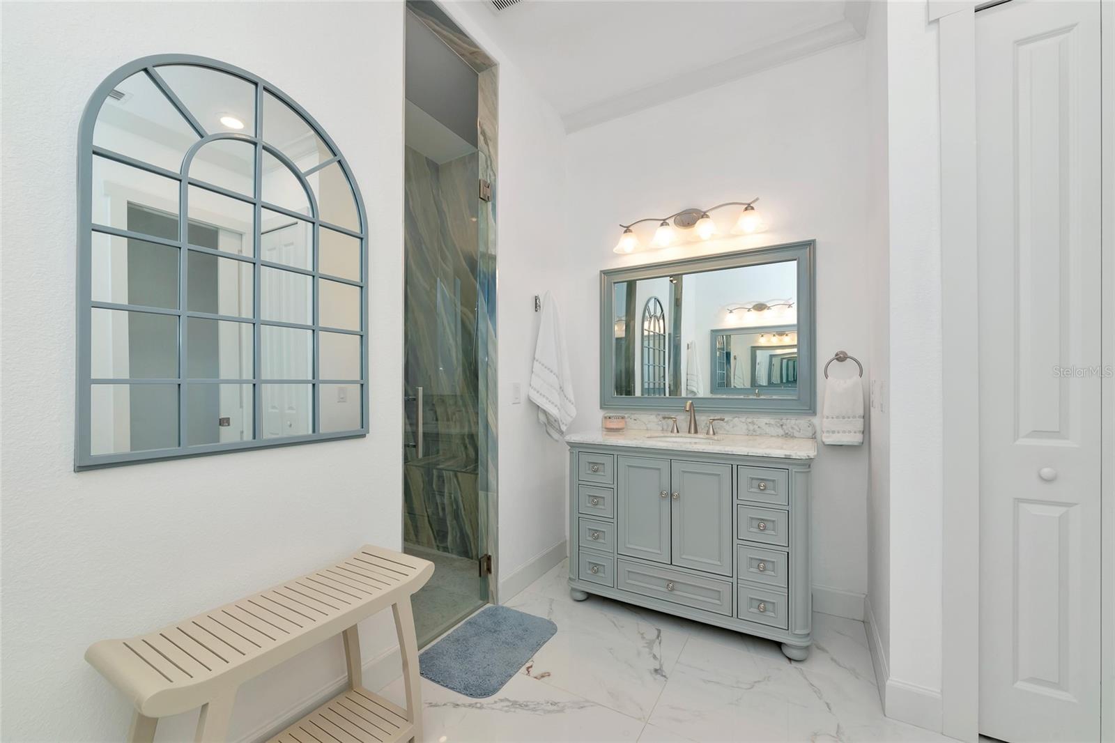 Image 31 of 66 For 7505 27th Avenue W