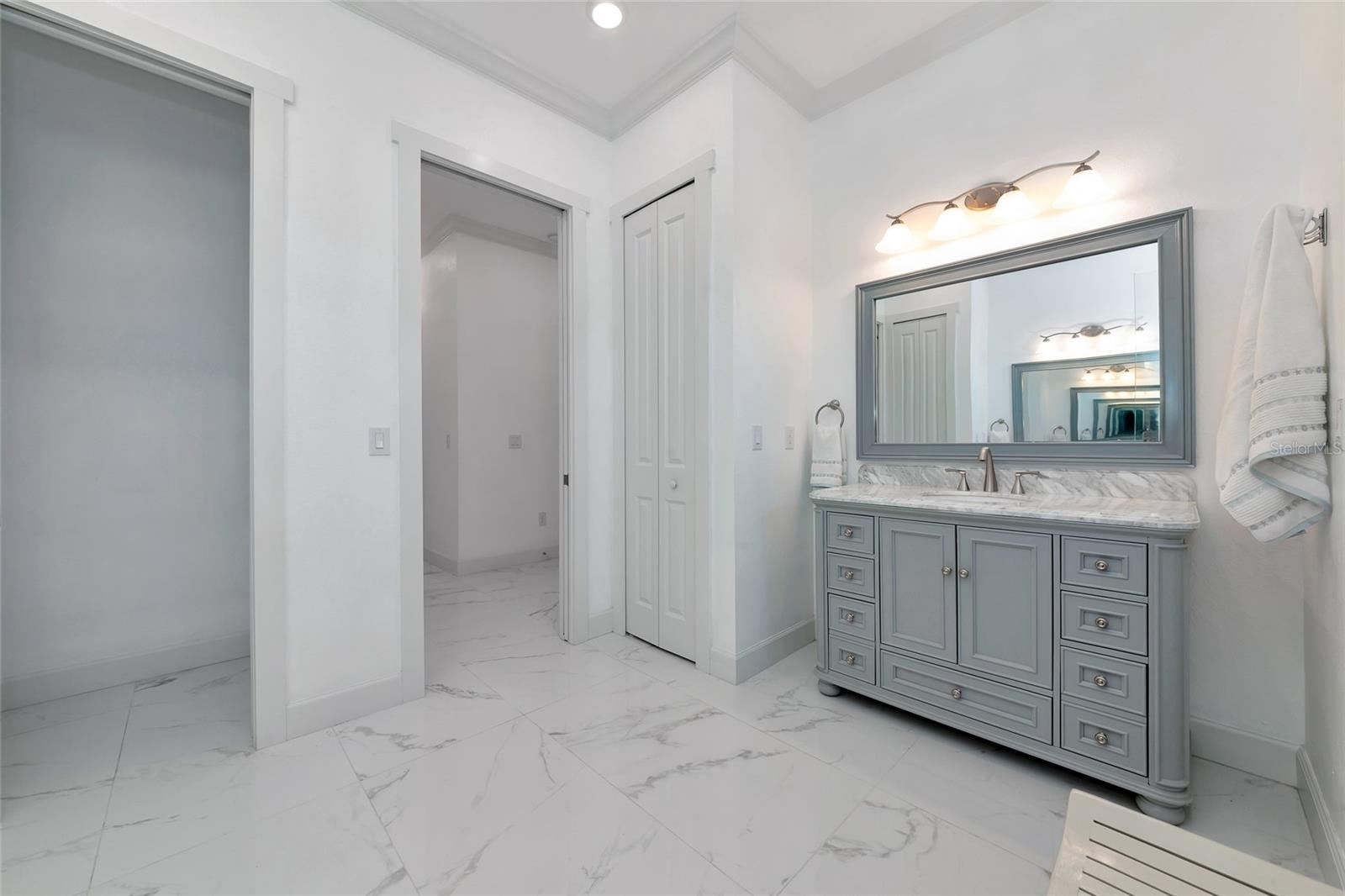 Image 32 of 66 For 7505 27th Avenue W