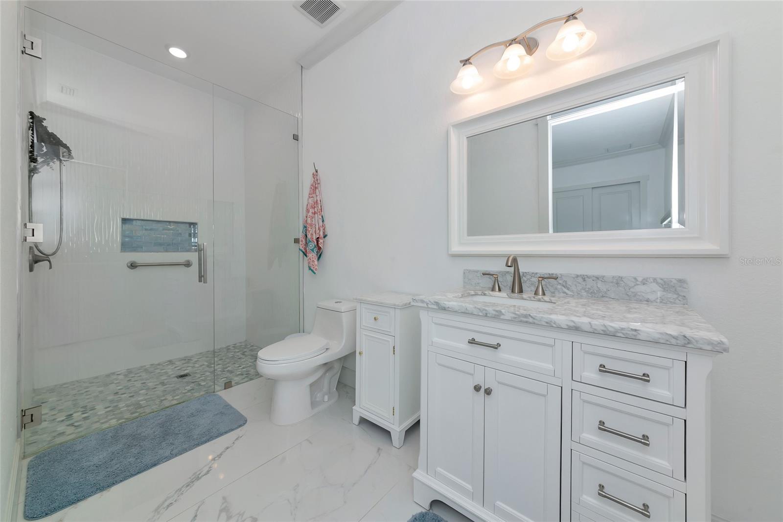 Image 40 of 66 For 7505 27th Avenue W