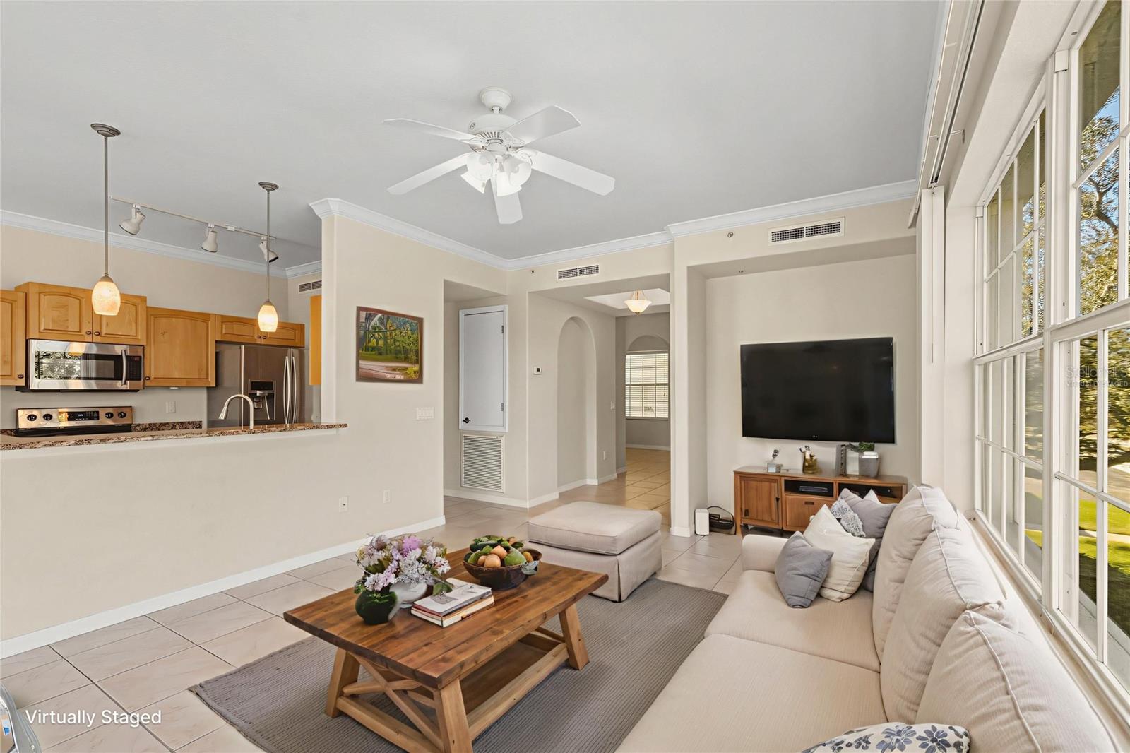 Image 10 of 60 For 900 San Lino Circle 921