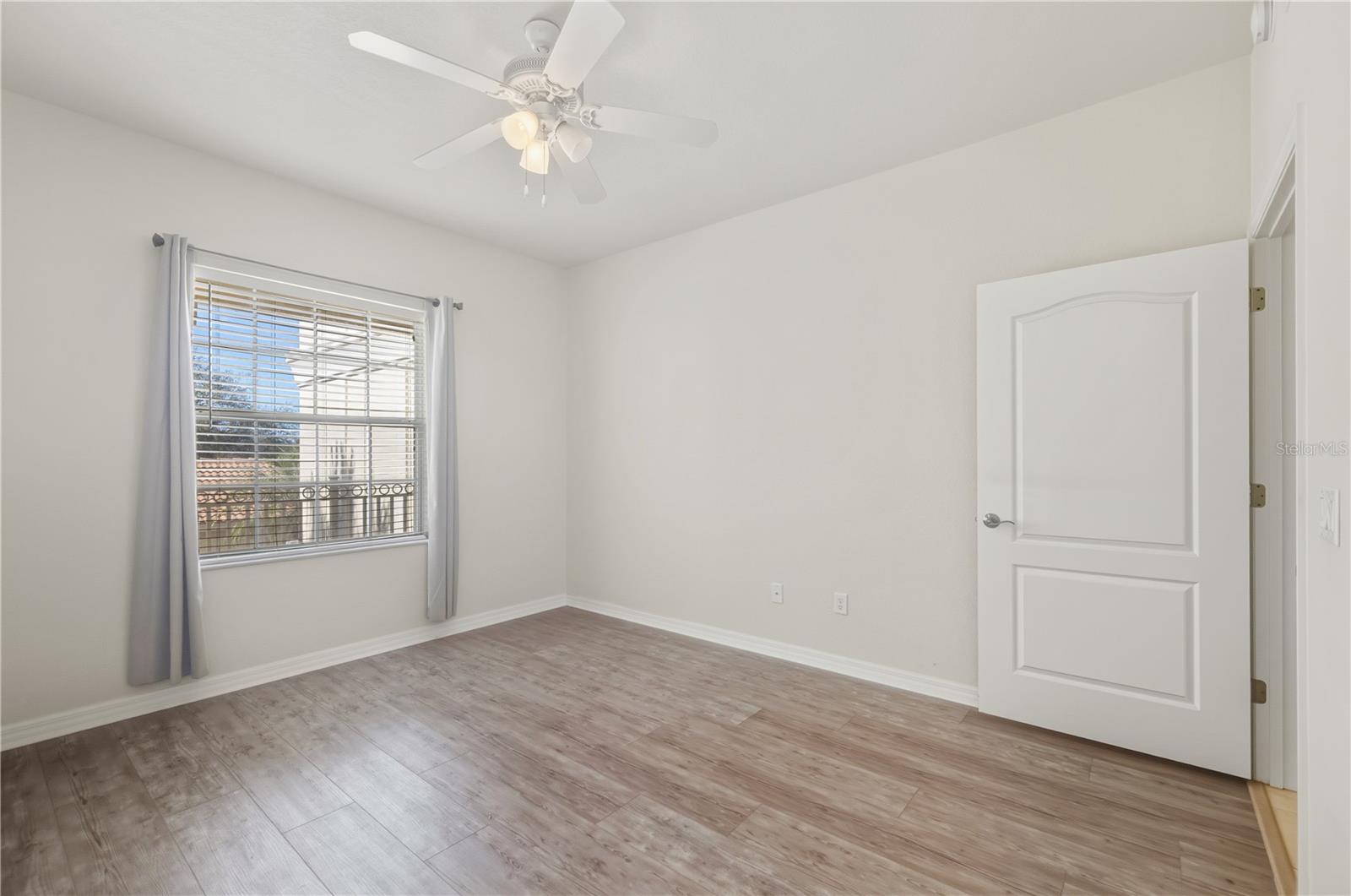 Image 38 of 60 For 900 San Lino Circle 921