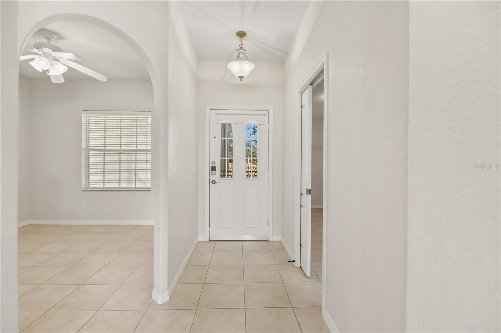 Image 51 of 60 For 900 San Lino Circle 921