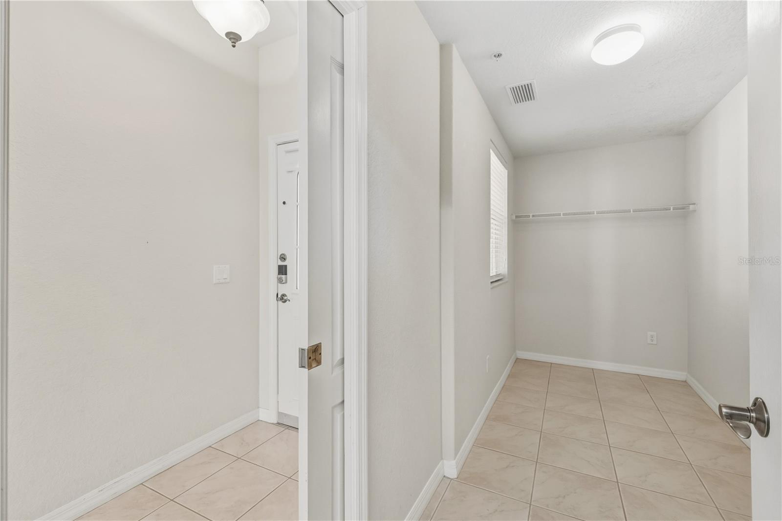 Image 52 of 60 For 900 San Lino Circle 921