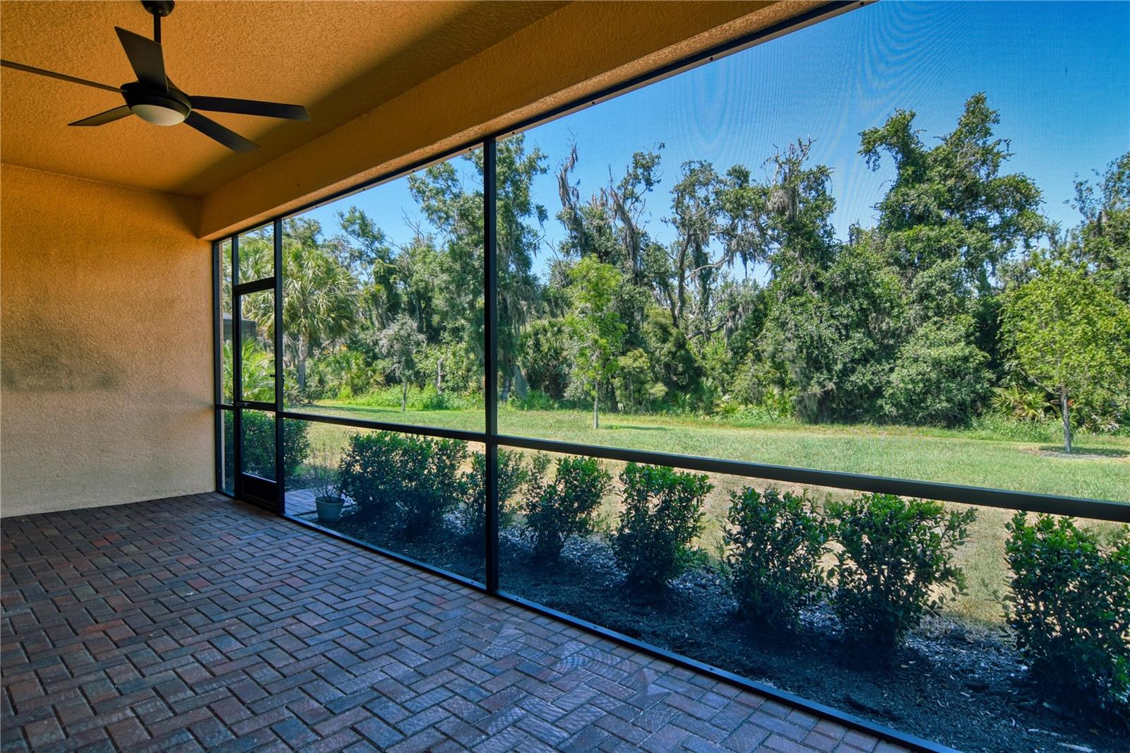 Image 16 of 89 For 4545 Baltry Court