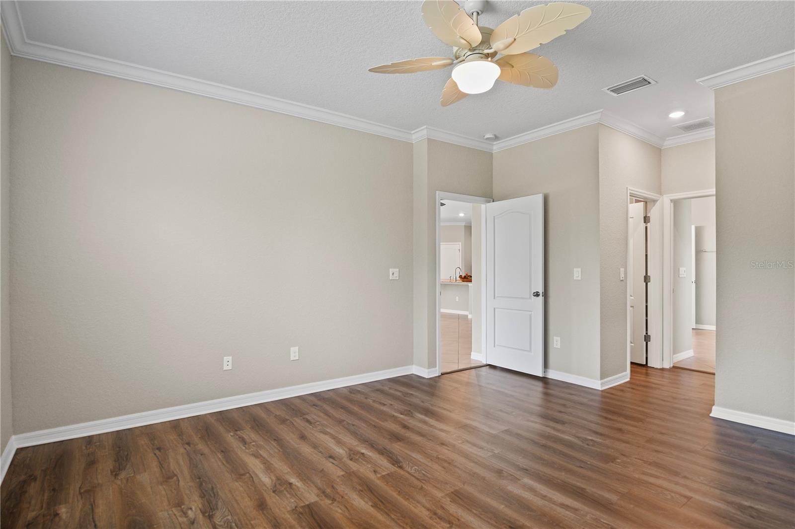 Image 23 of 89 For 4545 Baltry Court