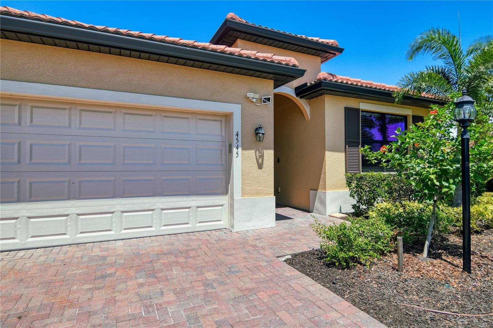 Image 4 of 89 For 4545 Baltry Court