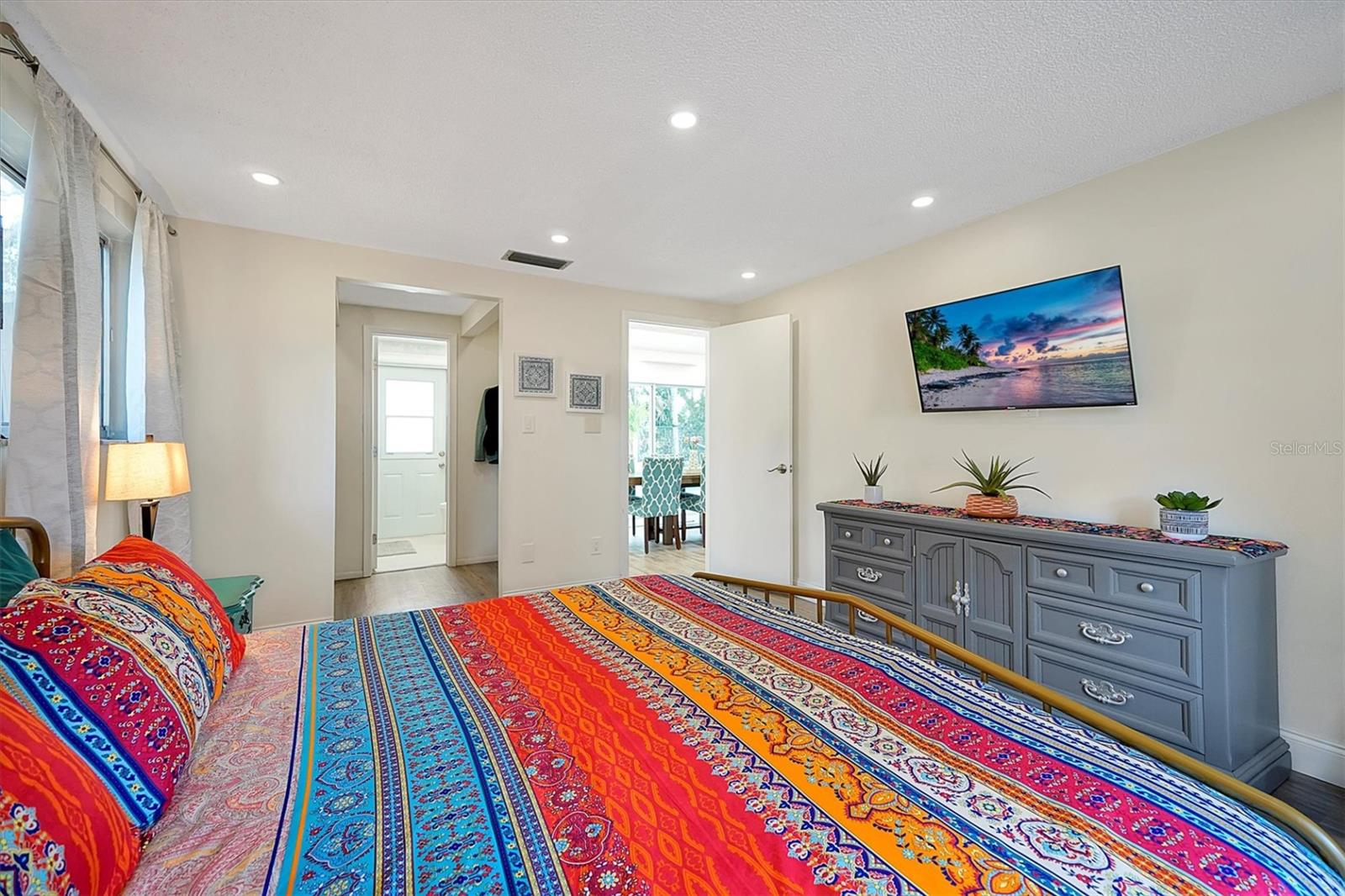 Image 26 of 33 For 1568 Oak Leaf Lane